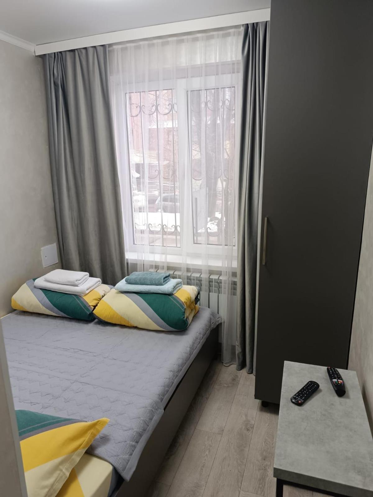 Apart 41 Almaty Luaran gambar